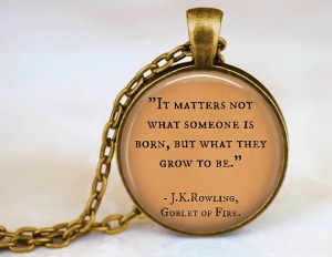 Born to Be Quote Necklace